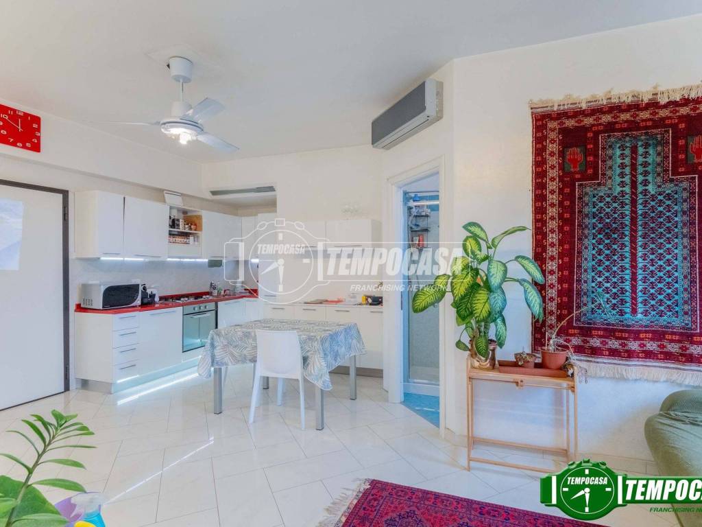 appartamento in vendita a Milano in zona Quarto Oggiaro