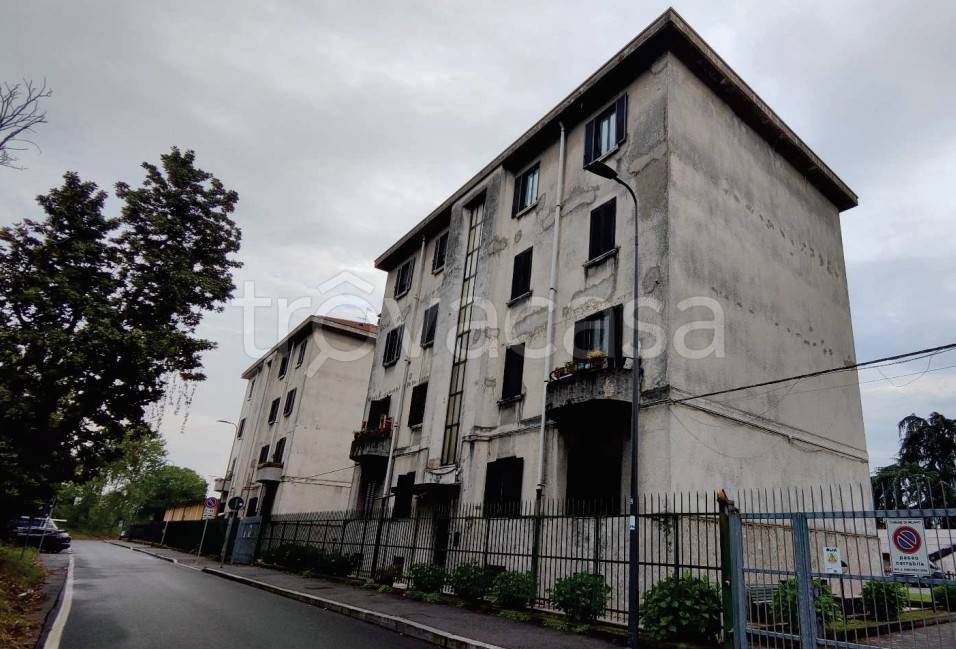 appartamento in vendita a Milano in zona Rogoredo