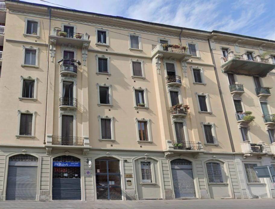 appartamento in vendita a Milano in zona Sempione