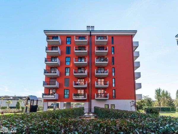 appartamento in vendita a Milano in zona Porta Vittoria