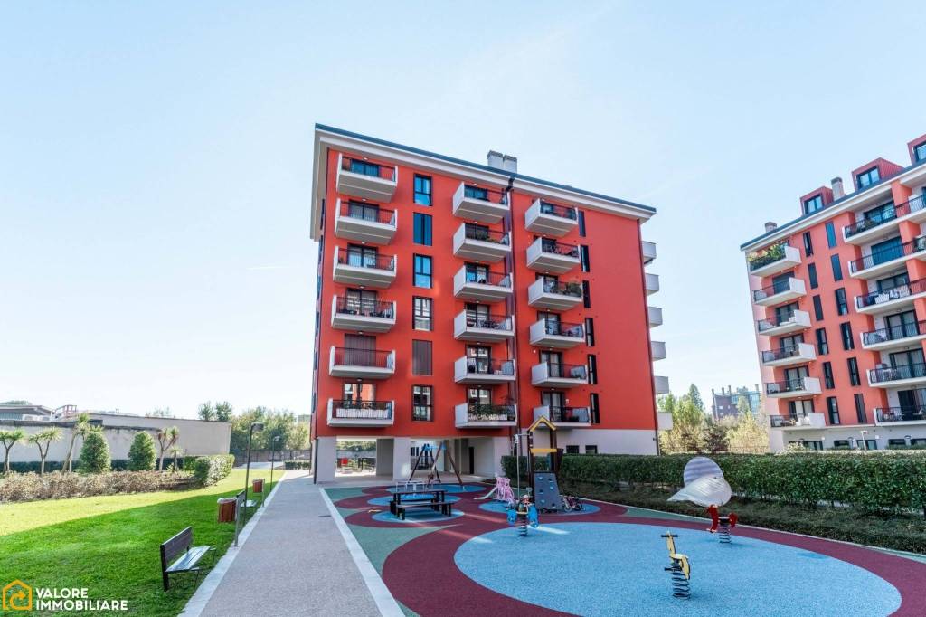 appartamento in vendita a Milano in zona Porta Vittoria