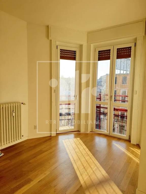 appartamento in vendita a Milano in zona Loreto