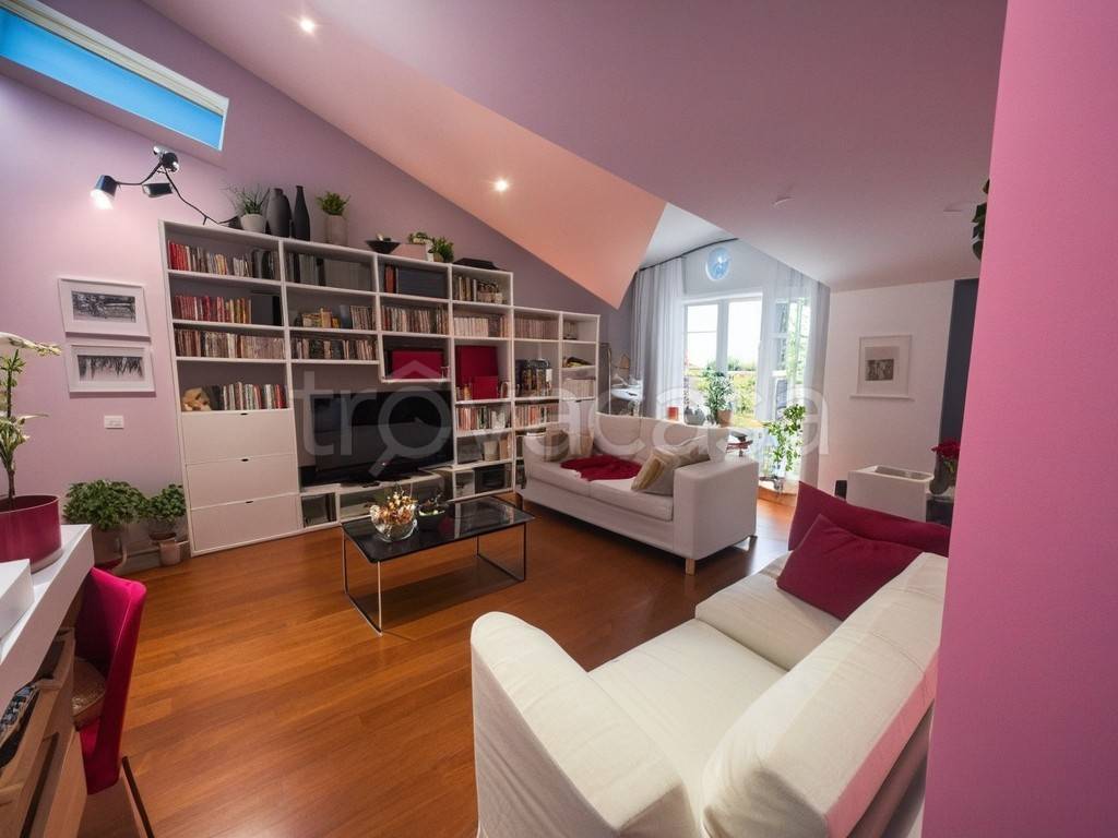 appartamento in vendita a Milano in zona Affori