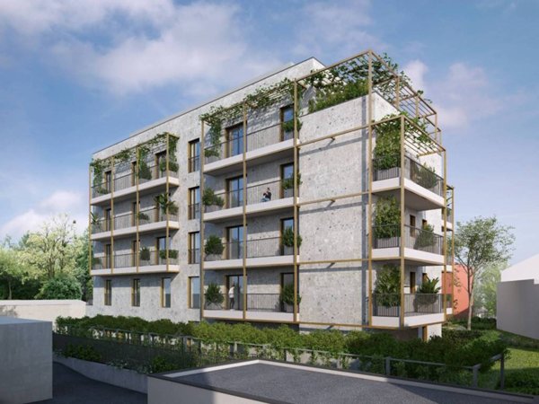 appartamento in vendita a Milano in zona Famagosta