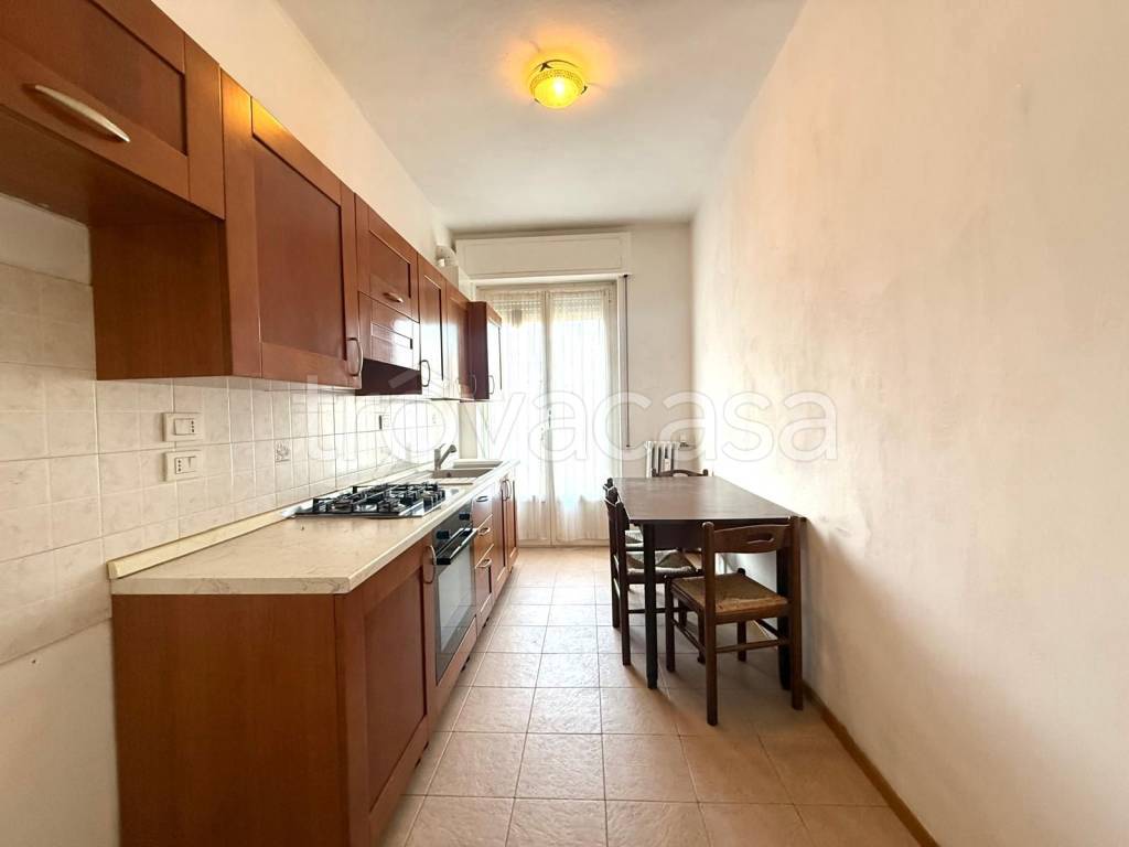 appartamento in vendita a Milano in zona Cascina dei Pomi