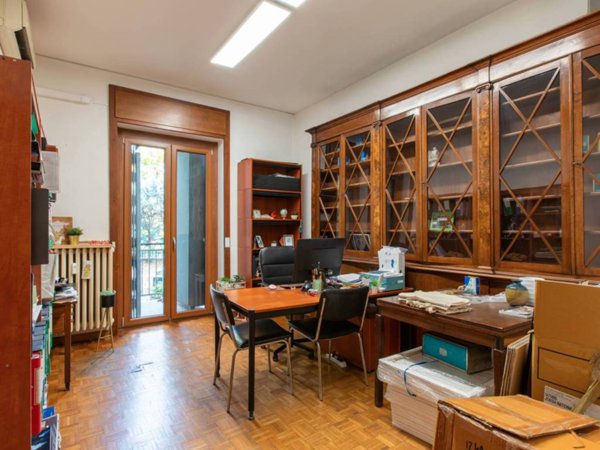 ufficio in vendita a Milano