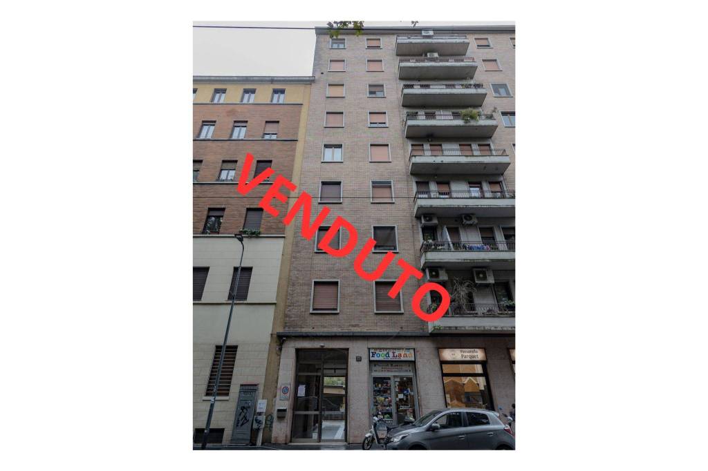 appartamento in vendita a Milano in zona Ghisolfa