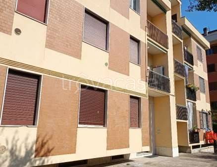 appartamento in vendita a Milano in zona Figino