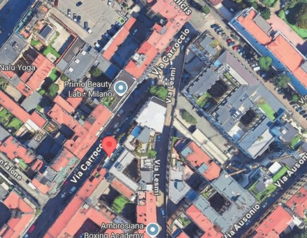 appartamento in vendita a Milano in zona Sant'Ambrogio