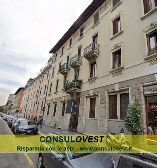 appartamento in vendita a Milano in zona Isola