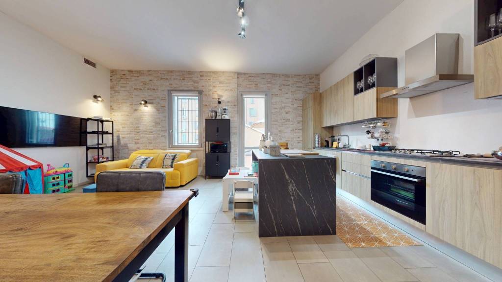 appartamento in vendita a Milano in zona Casoretto