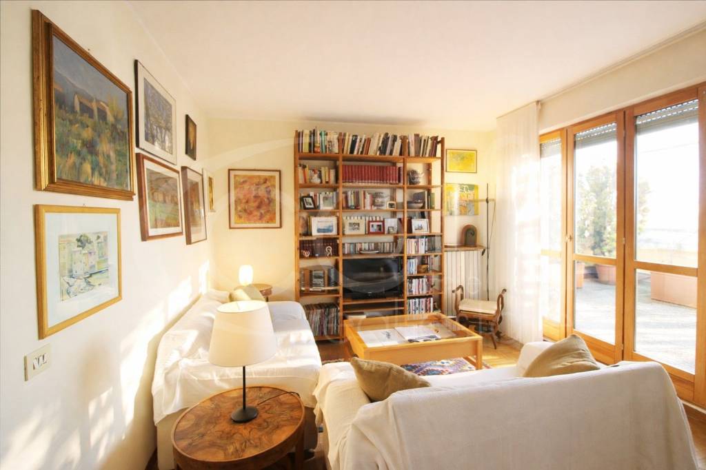 appartamento in vendita a Milano in zona Gorla