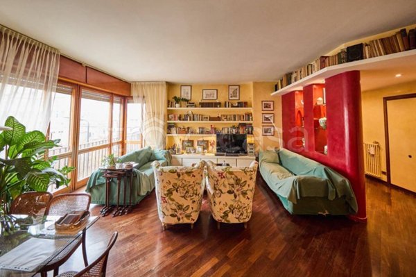 appartamento in vendita a Milano in zona Città Studi