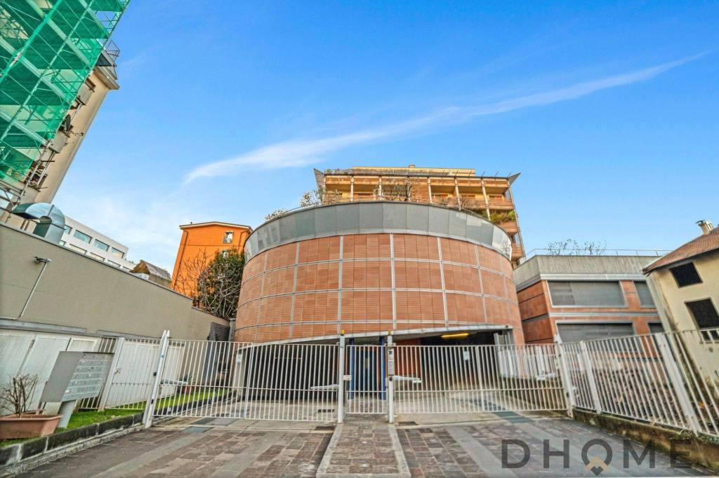 locale di sgombero in vendita a Milano in zona Precotto