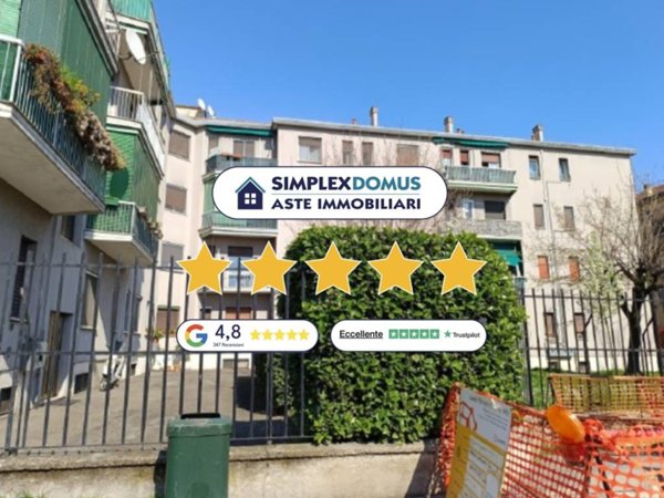 appartamento in vendita a Milano in zona Quinto Romano