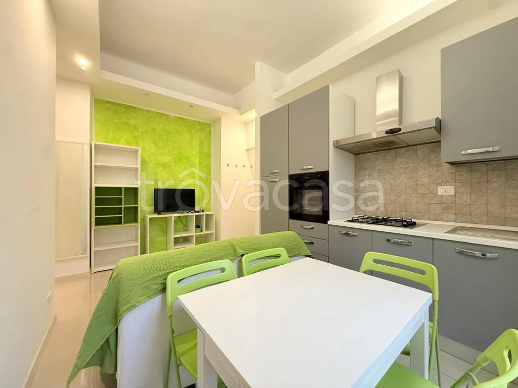 appartamento in vendita a Milano in zona Bocconi