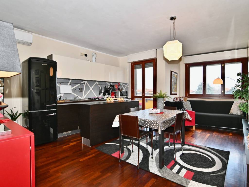 appartamento in vendita a Milano in zona Villapizzone