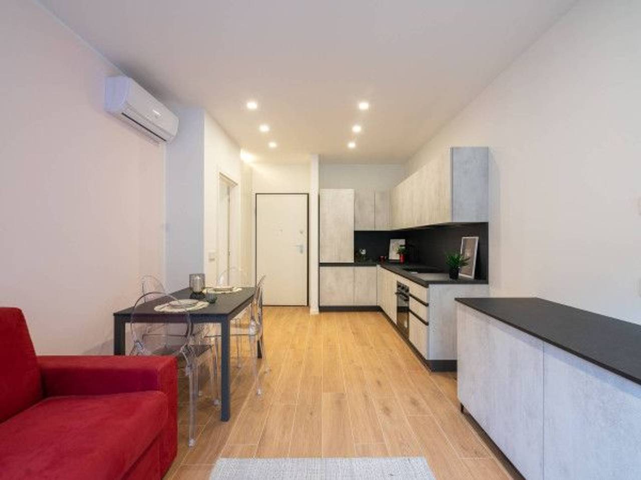 appartamento in vendita a Milano in zona Sempione