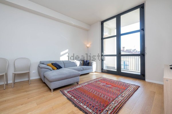 appartamento in vendita a Milano in zona Gratosoglio