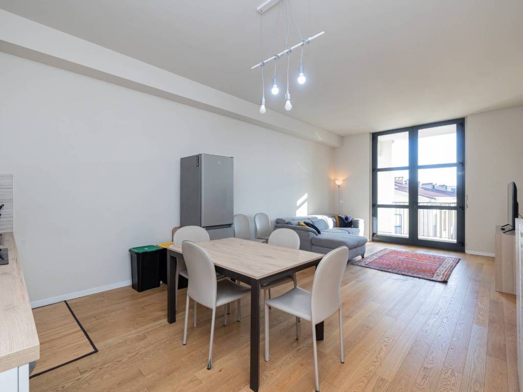 appartamento in vendita a Milano in zona Gratosoglio
