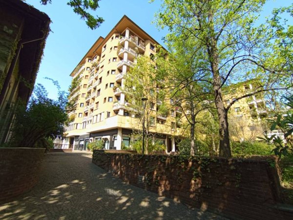 appartamento in vendita a Milano in zona Porta Genova