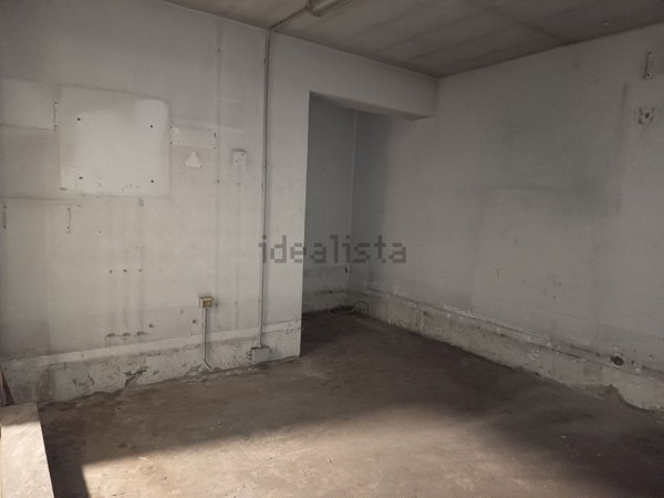 locale di sgombero in vendita a Milano