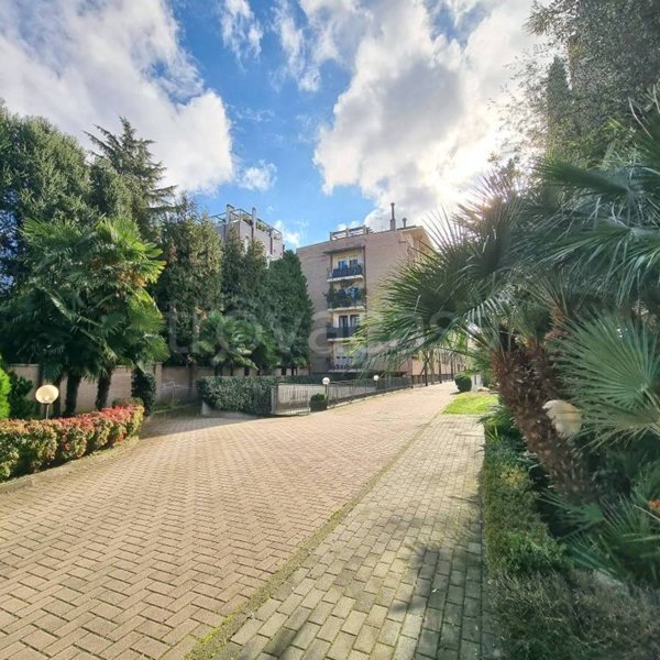appartamento in vendita a Milano in zona Affori