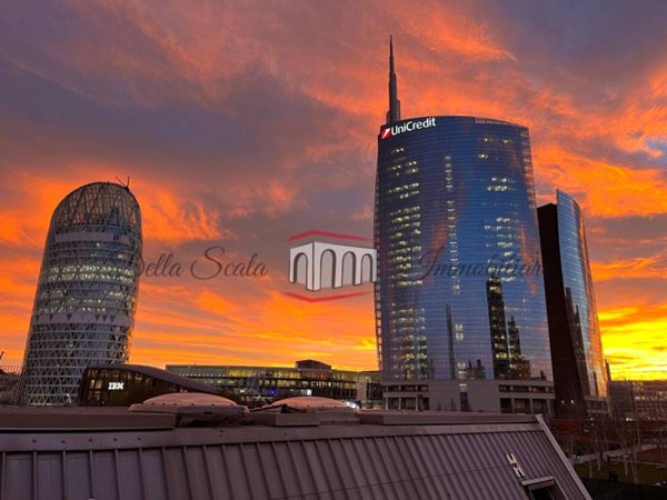 appartamento in vendita a Milano in zona Isola