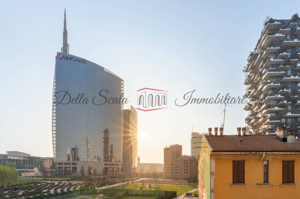appartamento in vendita a Milano in zona Isola