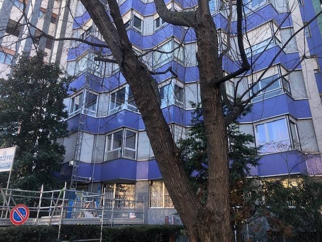 ufficio in vendita a Milano in zona Bocconi