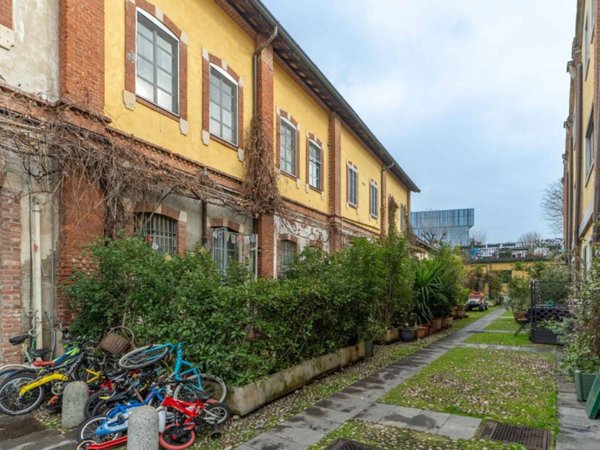 casa indipendente in vendita a Milano