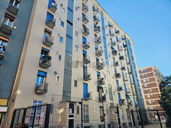appartamento in vendita a Milano in zona Forze Armate