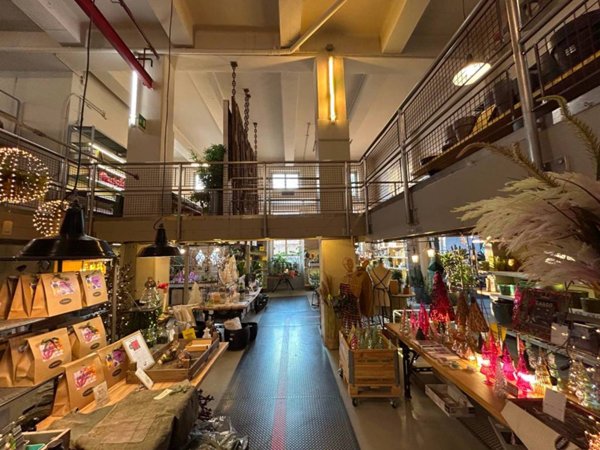 negozio in vendita a Milano in zona Crescenzago