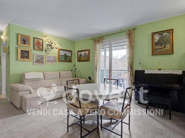 appartamento in vendita a Milano in zona Baggio