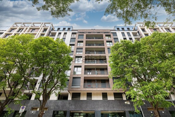 appartamento in vendita a Milano in zona Sempione