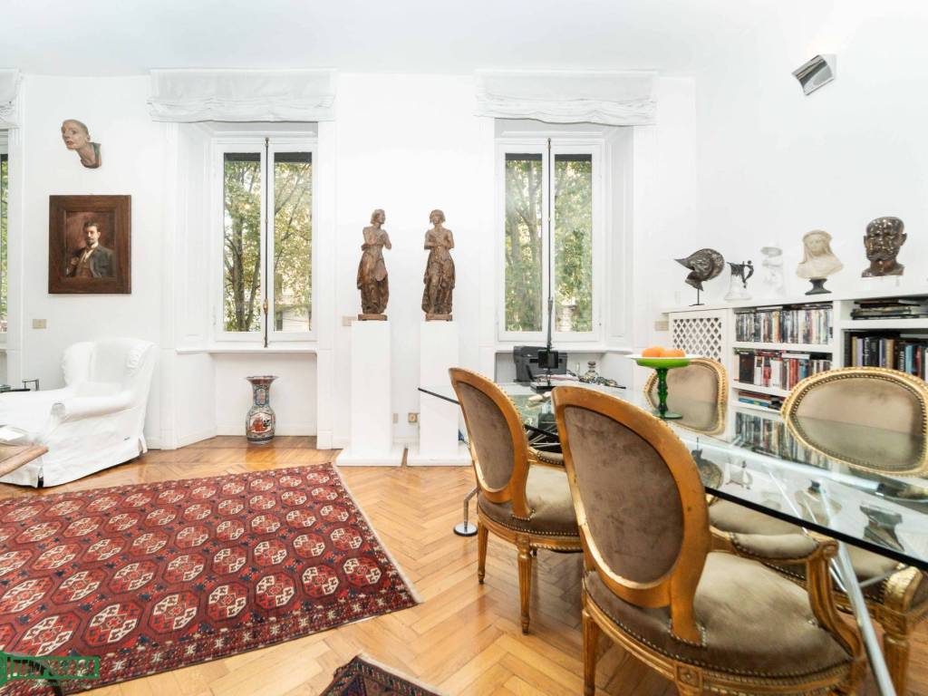 appartamento in vendita a Milano in zona Città Studi