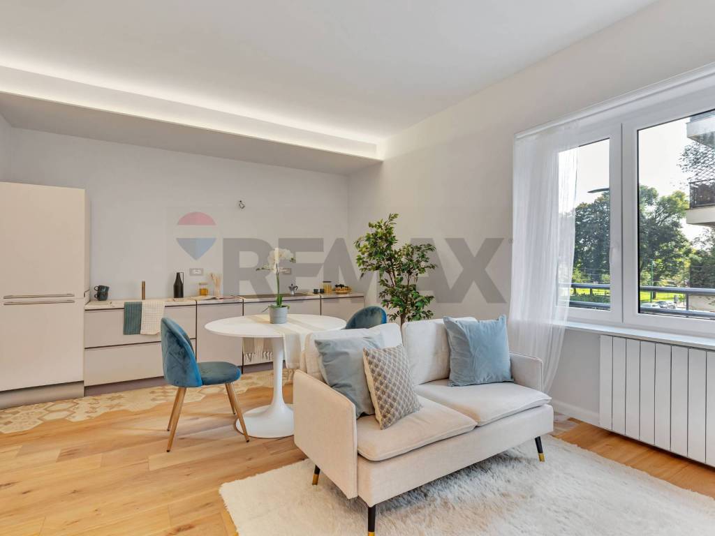 appartamento in vendita a Milano in zona Sempione