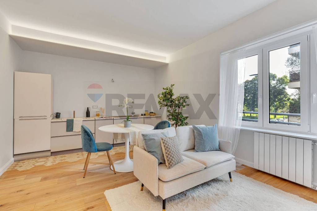 appartamento in vendita a Milano in zona Sempione