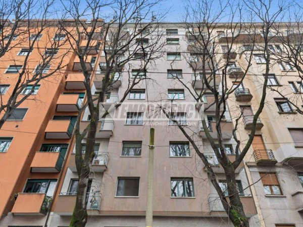 appartamento in vendita a Milano in zona Città Studi