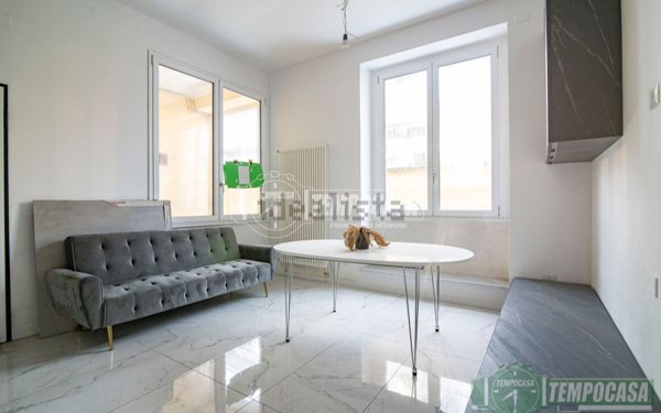 appartamento in vendita a Milano in zona Casoretto