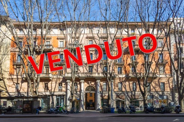 appartamento in vendita a Milano in zona Cadorna