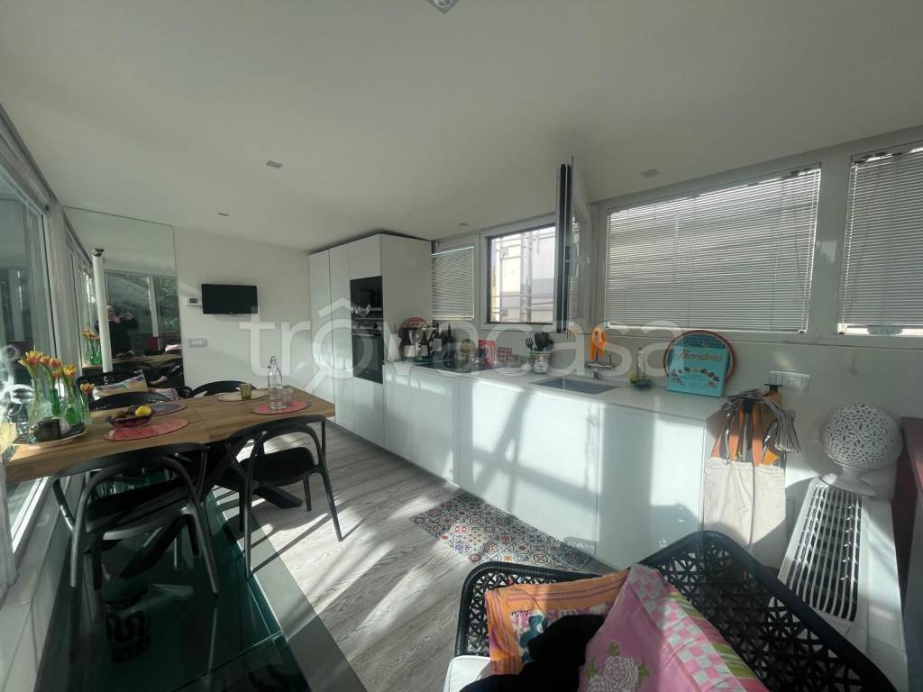 appartamento in vendita a Milano in zona Porta Romana