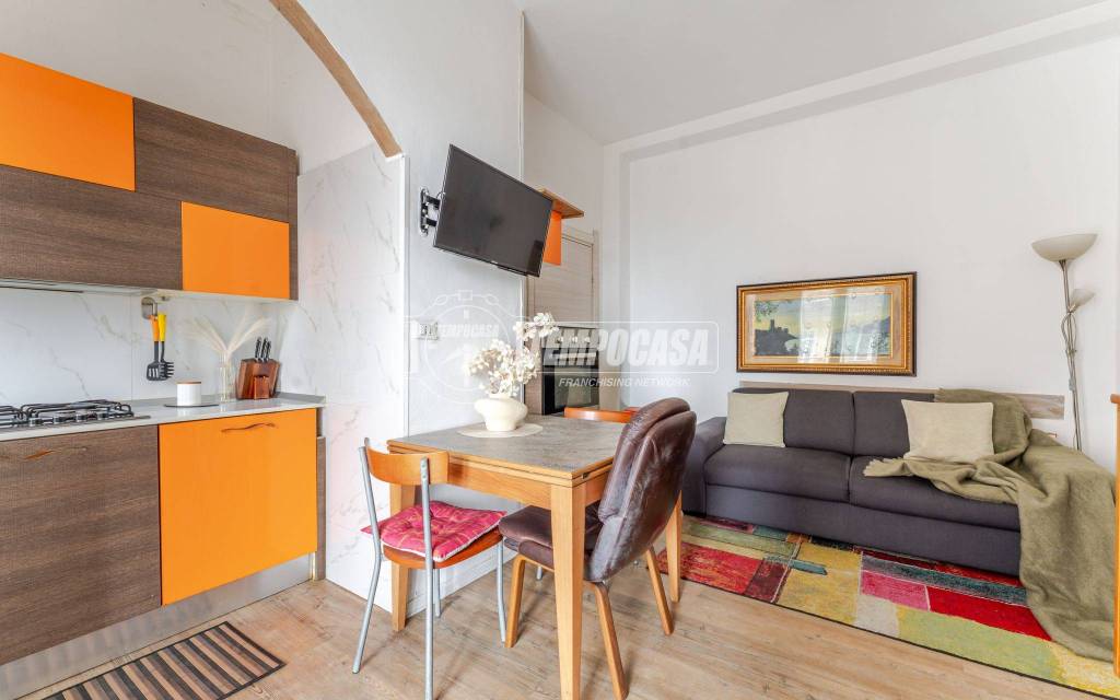 appartamento in vendita a Milano in zona Forlanini