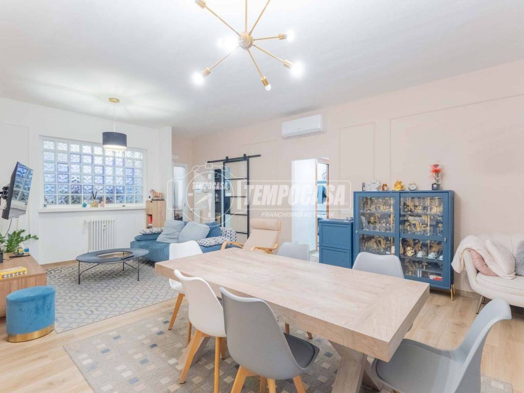 appartamento in vendita a Milano in zona Quarto Cagnino