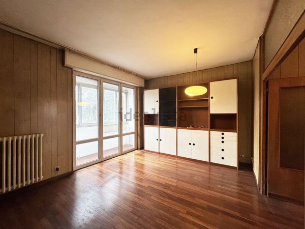 appartamento in vendita a Milano in zona Barona