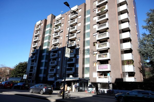 appartamento in vendita a Milano in zona Piazzale Lodi