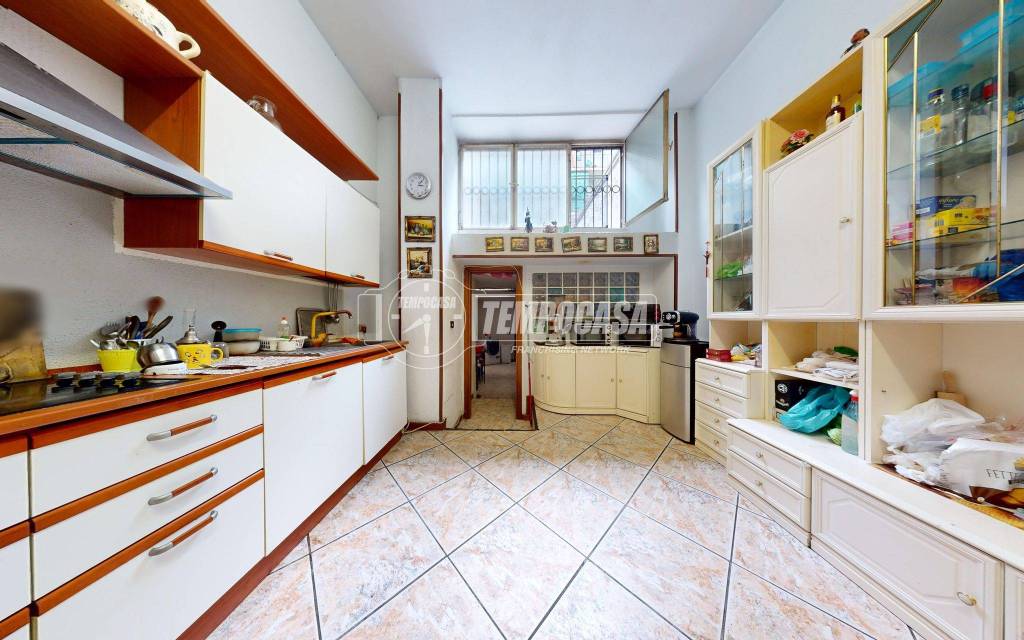 appartamento in vendita a Milano in zona Ghisolfa