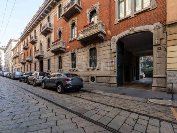 loft in vendita a Milano in zona Sant'Ambrogio