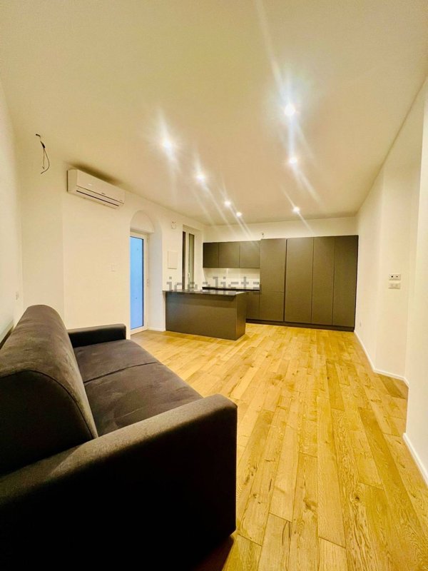 appartamento in vendita a Milano in zona Garegnano