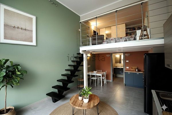 appartamento in vendita a Milano in zona Porta Genova